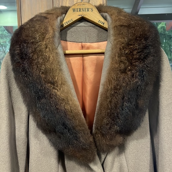 Vintage fur collared coat - Picture 2 of 6